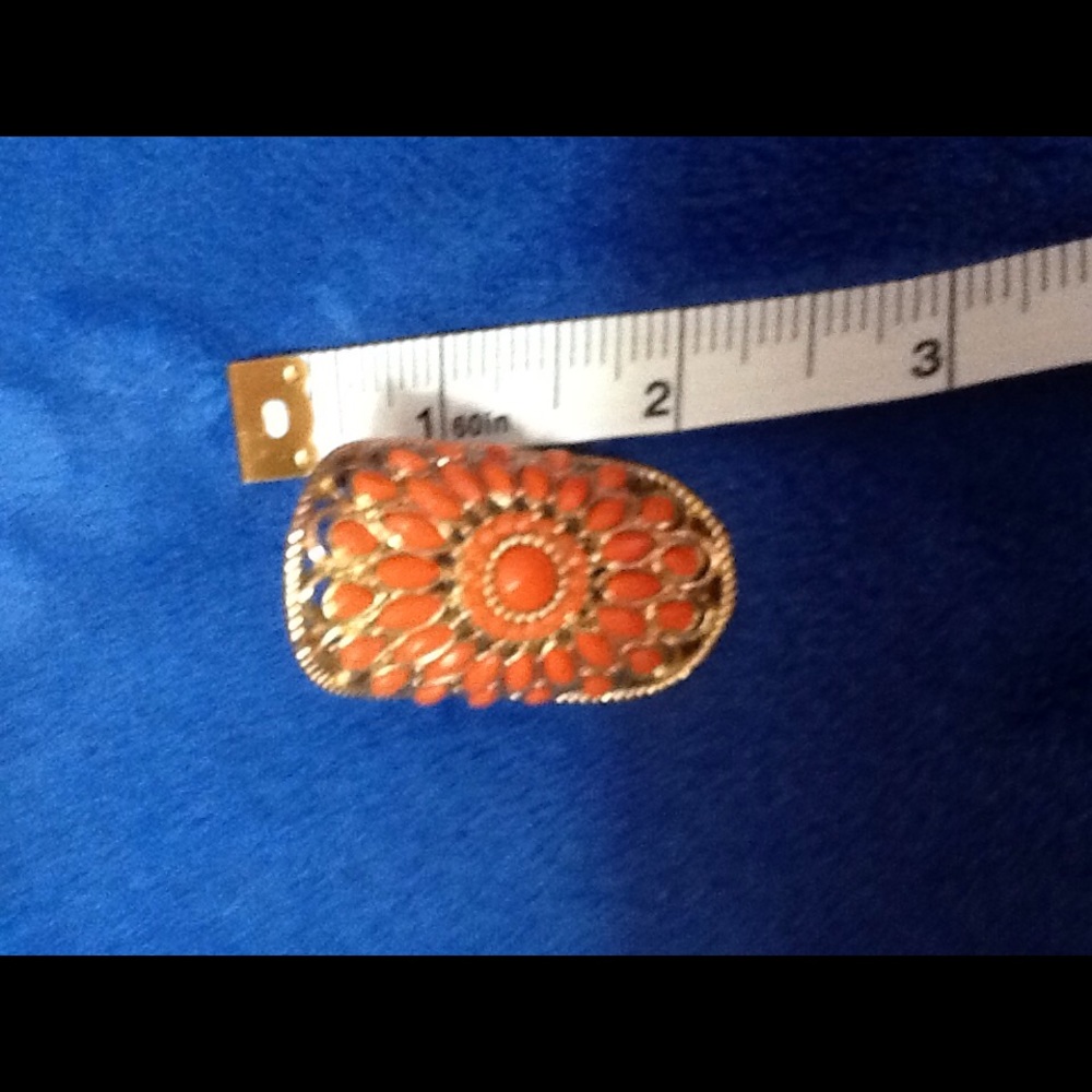 Statement Ring - Picture 2 of 5